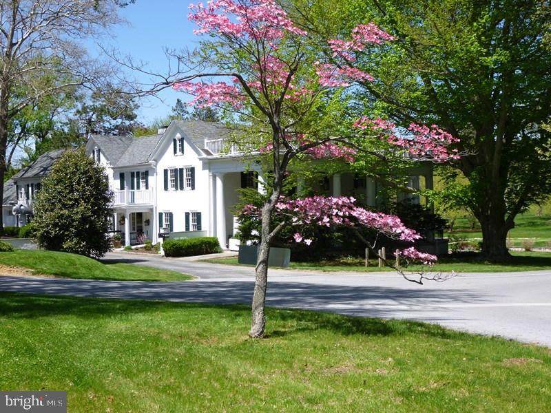 371 Drummers Lane - Photo 1