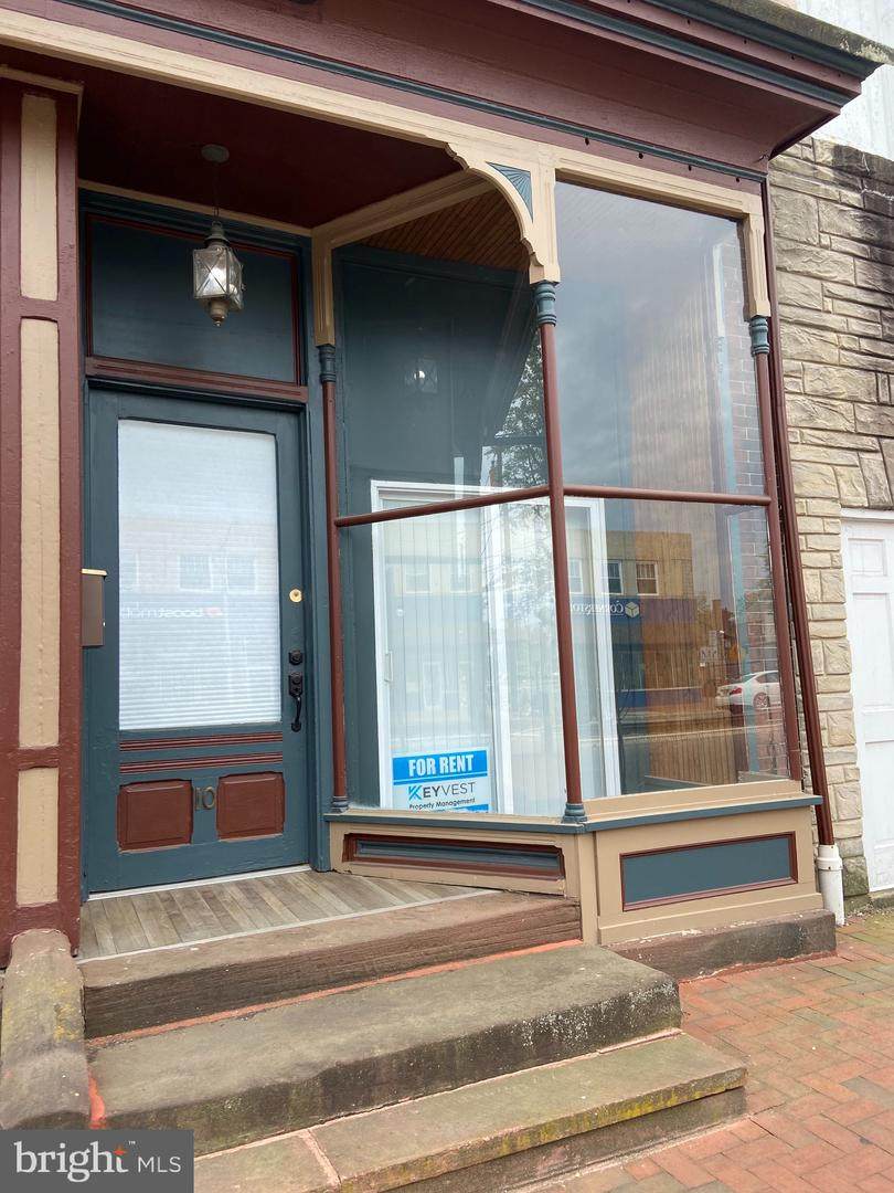 12 Broad Street - Photo 1