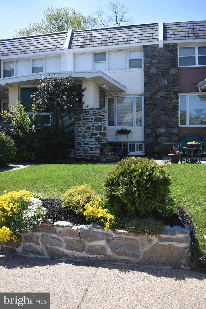 2742 Country Club Road - Photo 1