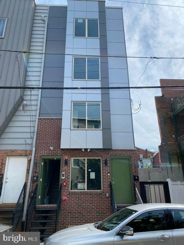 1534 Stiles Street - Photo 1