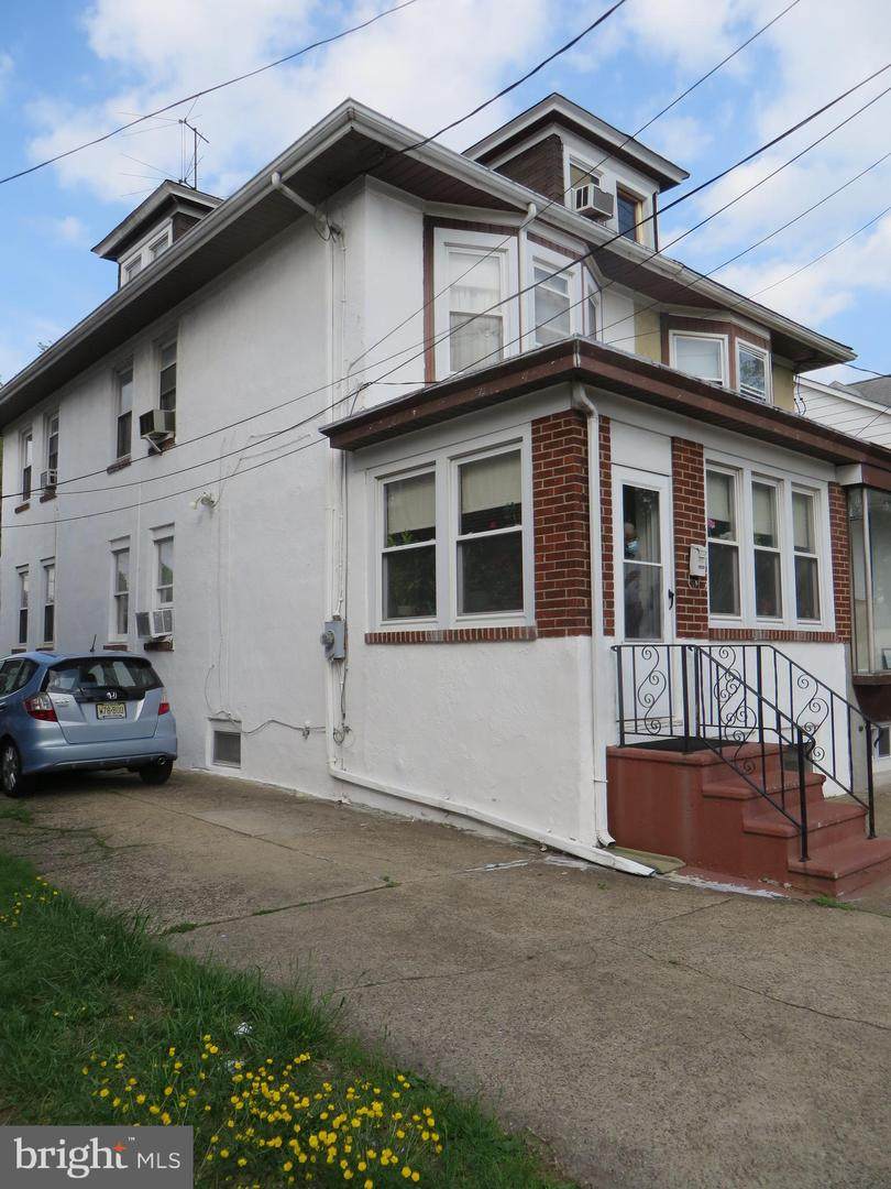 2058 Broad Street - Photo 1