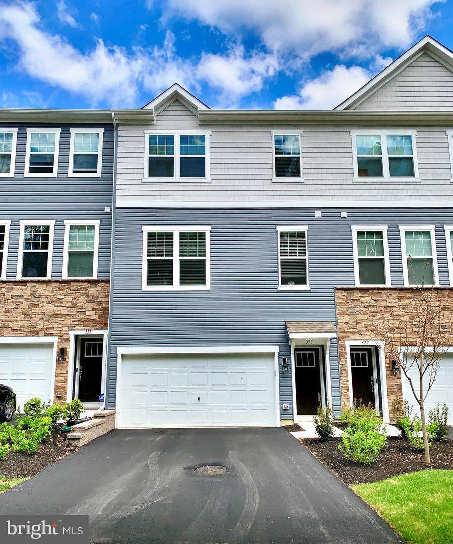 375 Dawson Place - Photo 1