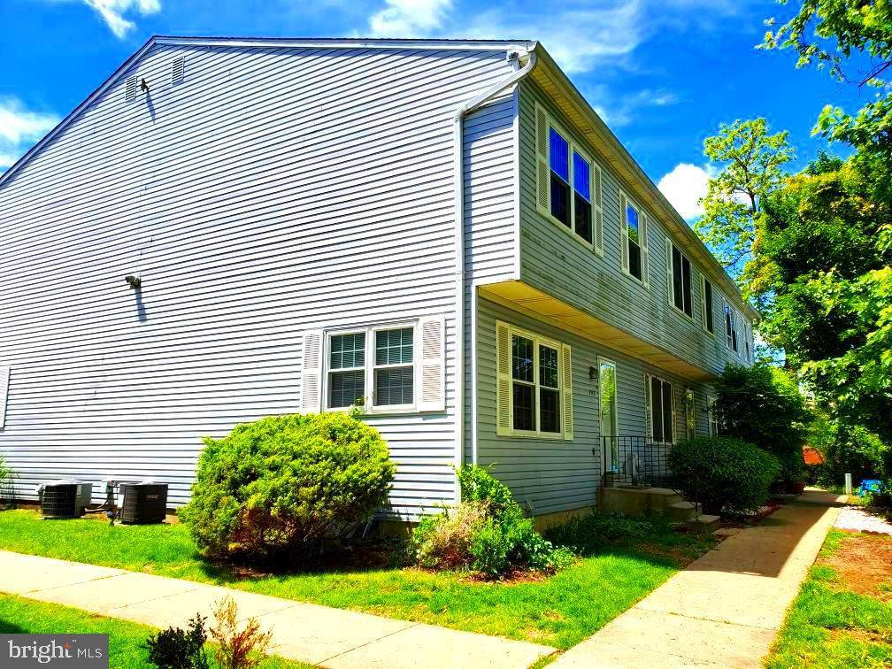 308 Chester Pike - Photo 1