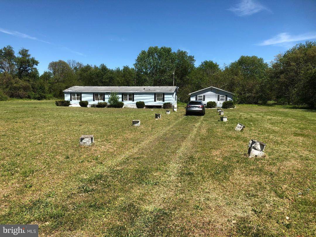 8819 Cedar Creek Road - Photo 1