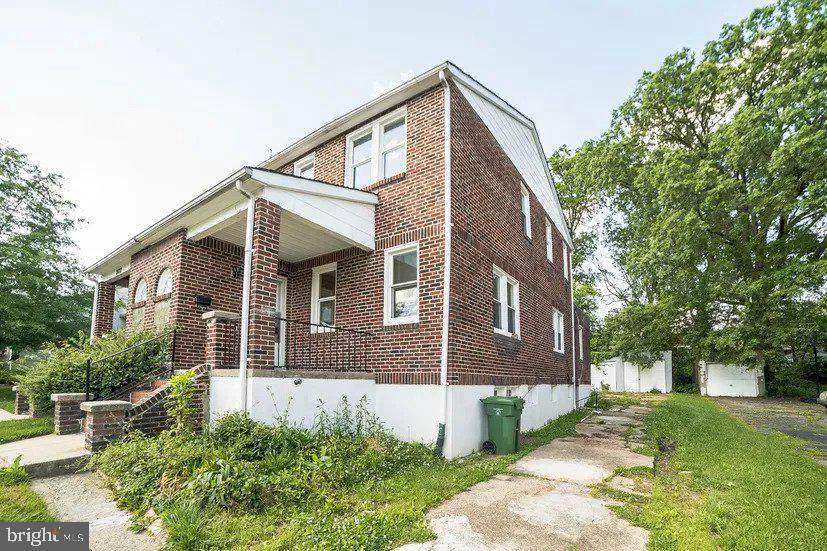 2824 Fleetwood Avenue - Photo 1