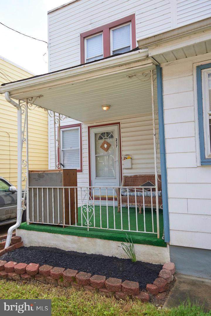 217 Cooper Avenue - Photo 1