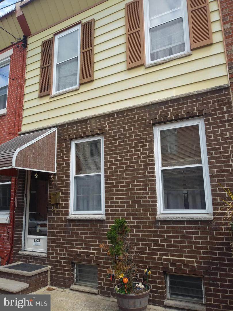 1521 Iseminger Street - Photo 1
