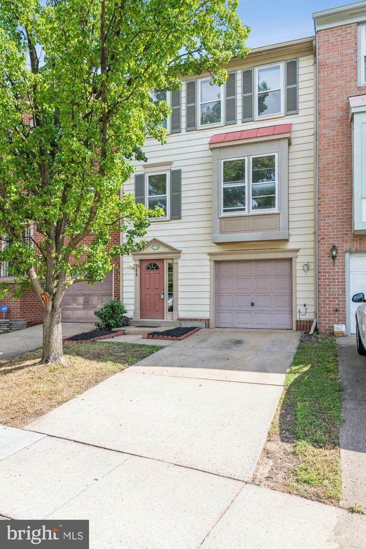 7379 Saint Thomas Loop - Photo 1
