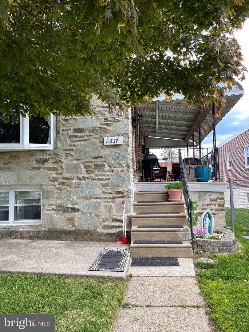 8837 Revere Street - Photo 1