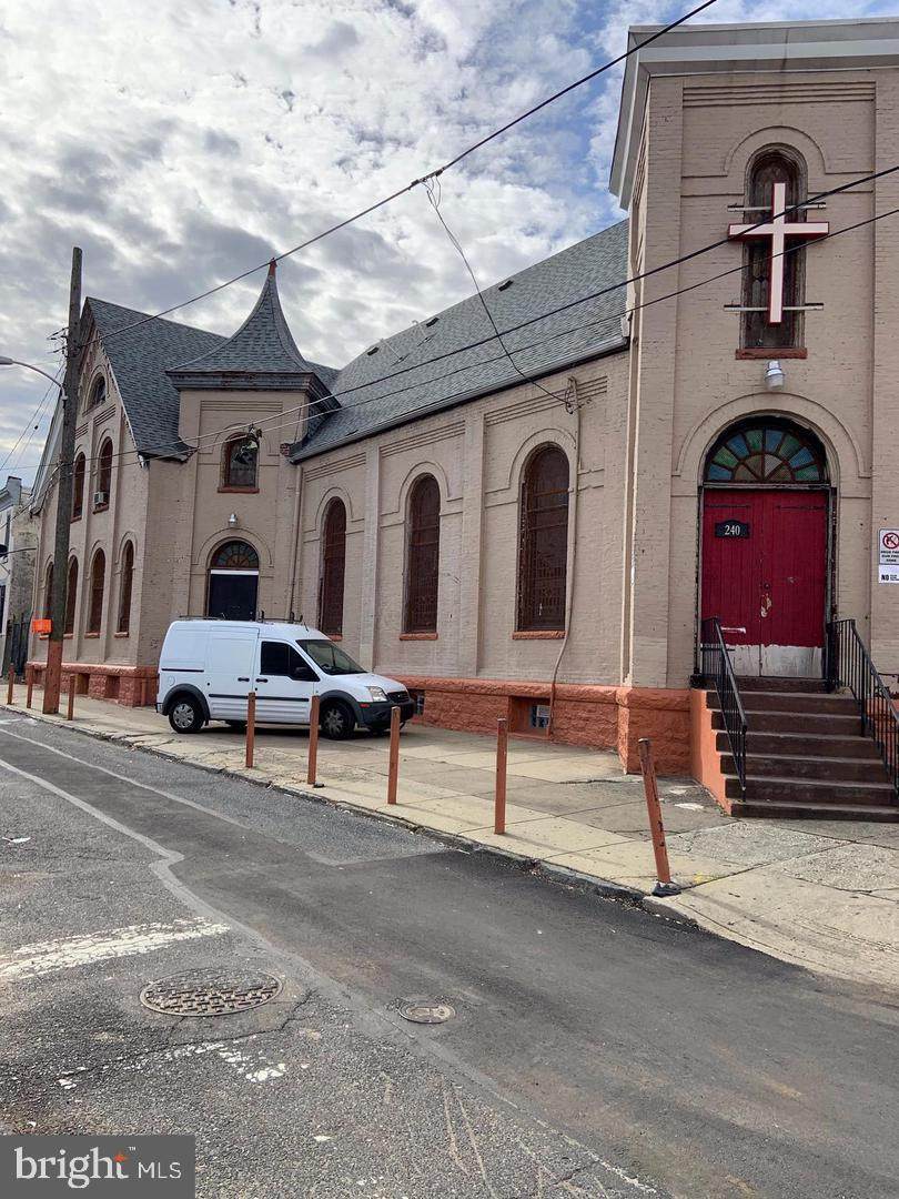 238-44 Cambria Street - Photo 1