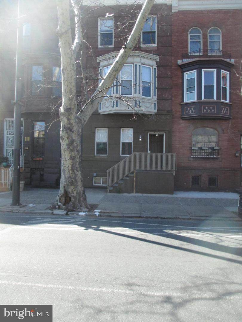 1838 Broad Street - Photo 1
