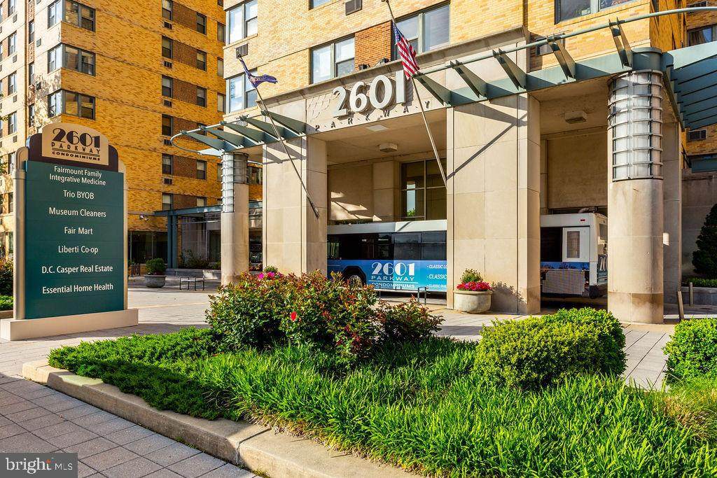 2601 Pennsylvania Avenue - Photo 1