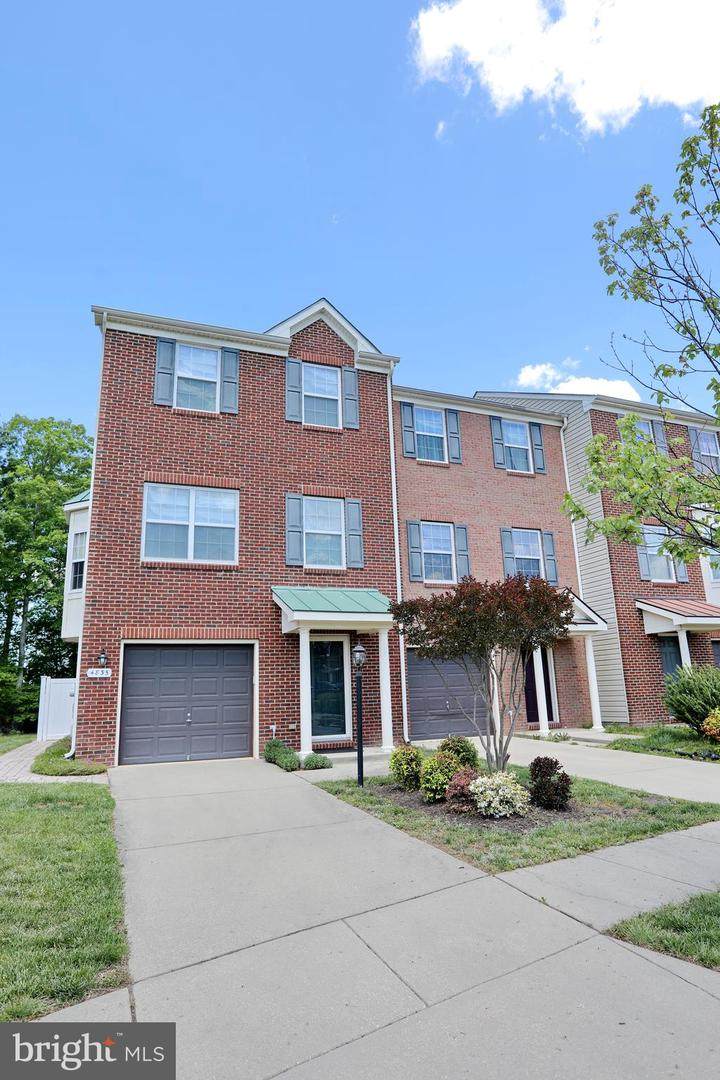 4835 Olympia Place - Photo 1