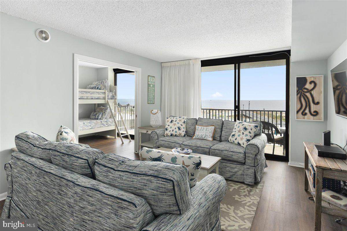 202 Edgewater House Road - Photo 1