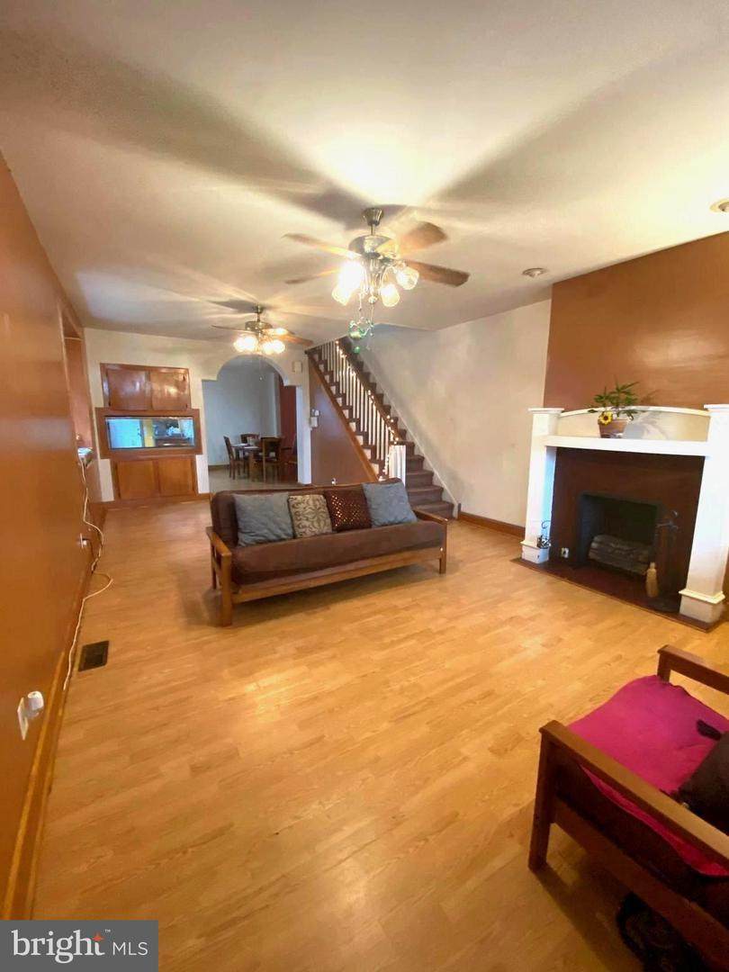4613 Van Kirk Street - Photo 1