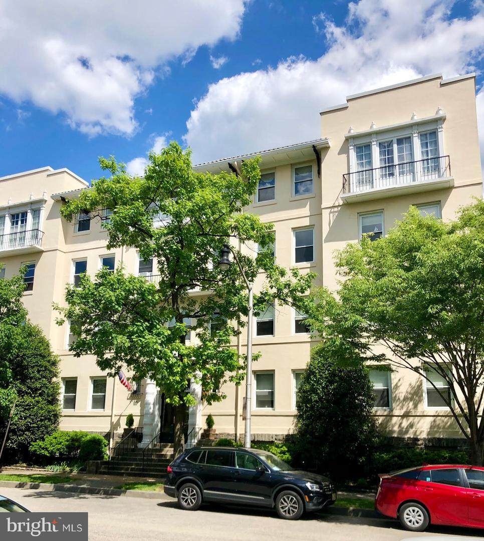 3405 Greenway - Photo 1