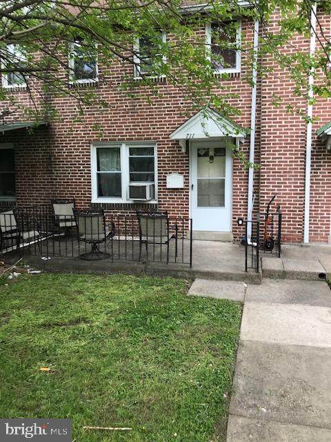 711 Ashland Avenue - Photo 1