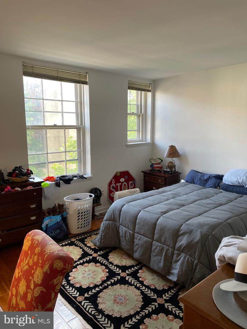 924 Spruce Street - Photo 1