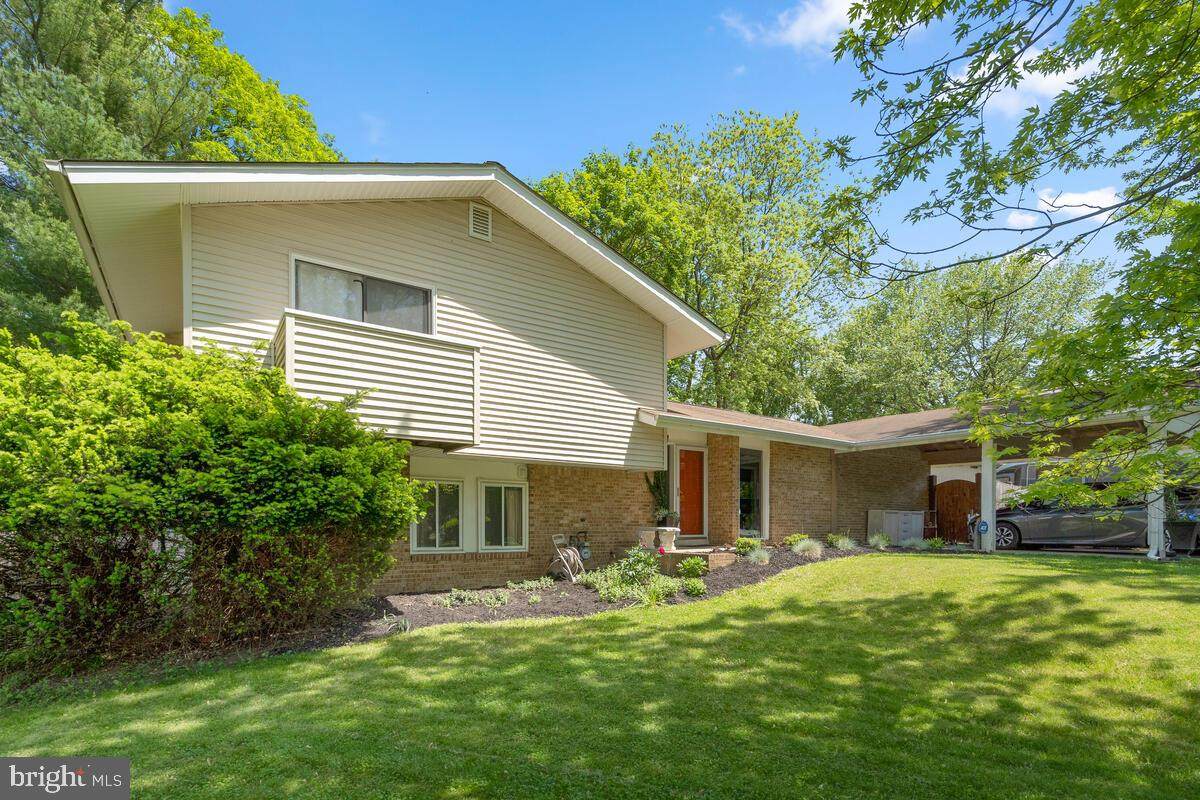 18709 Considine Drive - Photo 1