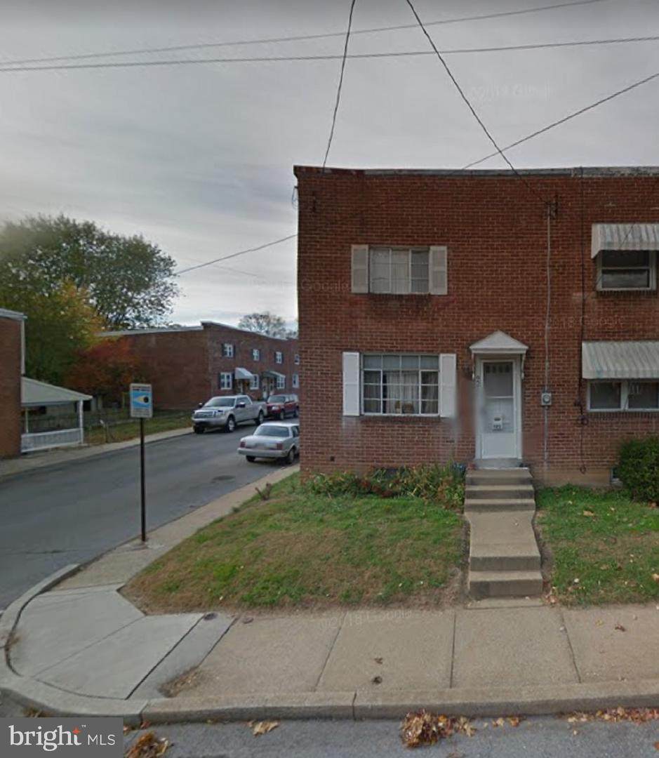 921 High Street - Photo 1