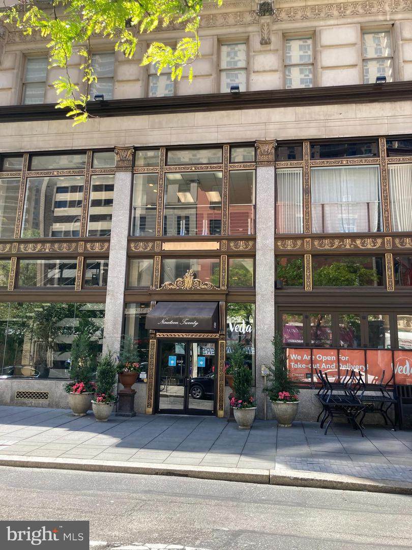 1920-22 Chestnut Street - Photo 1