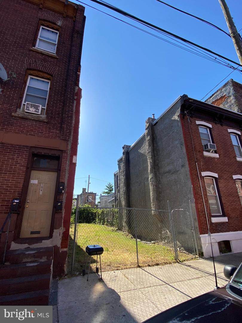 1939 23RD Street - Photo 1