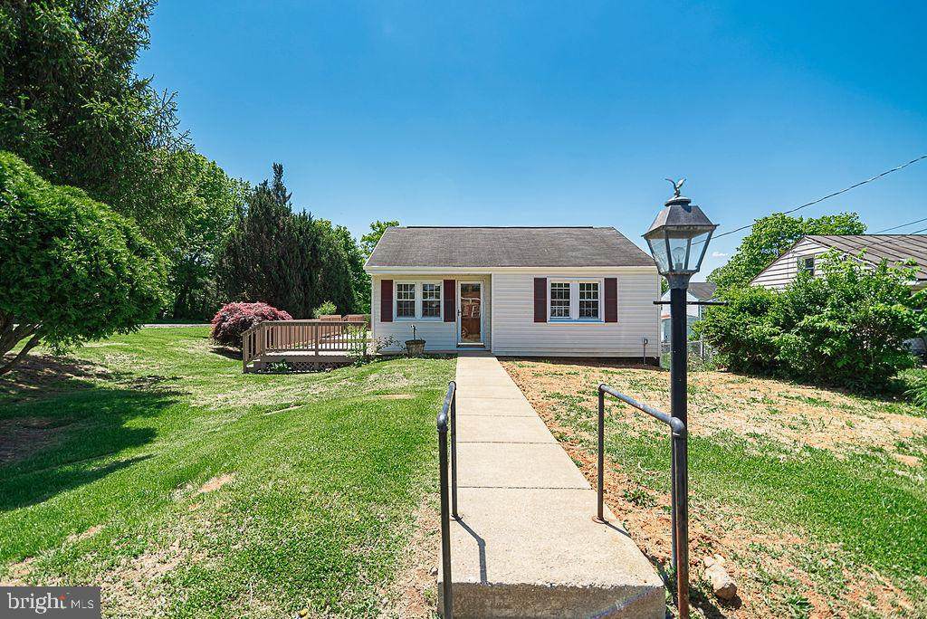 403 5TH Avenue - Photo 1