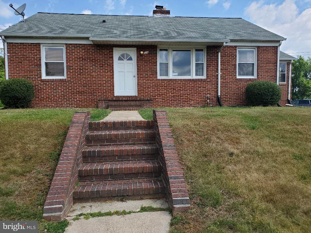 326 Wellham Avenue - Photo 1