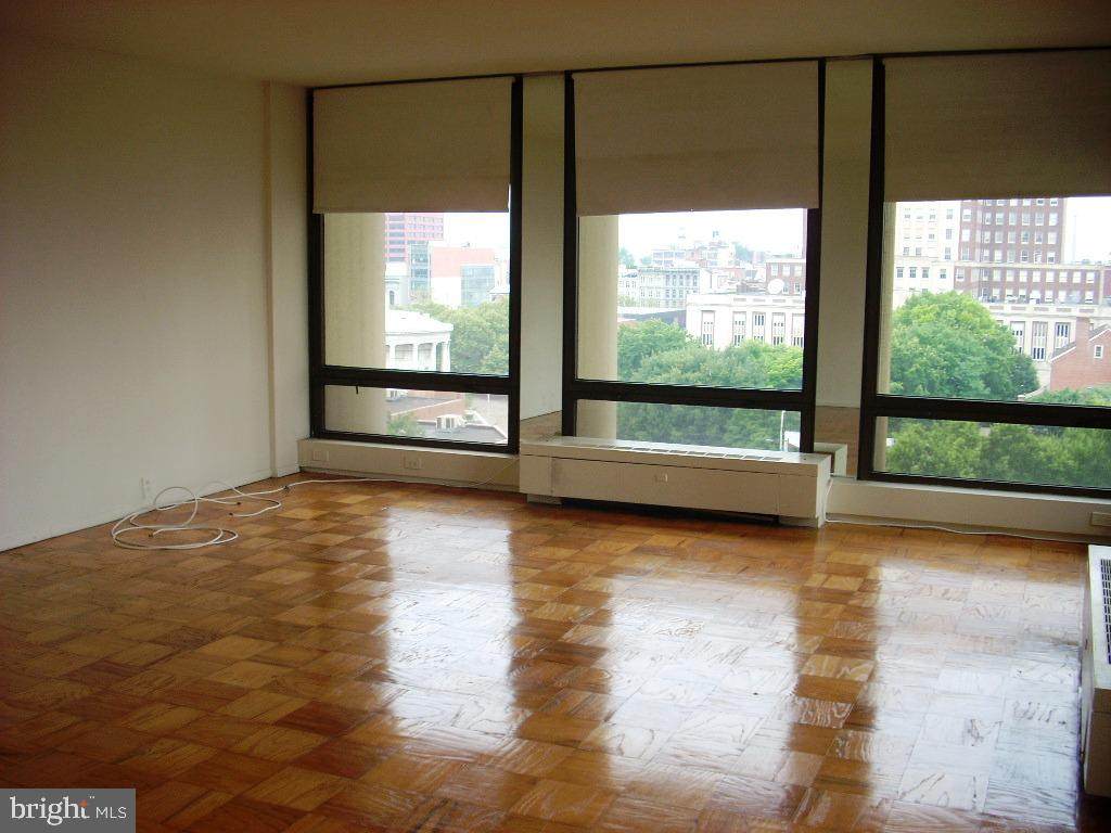 210 Locust Street - Photo 1