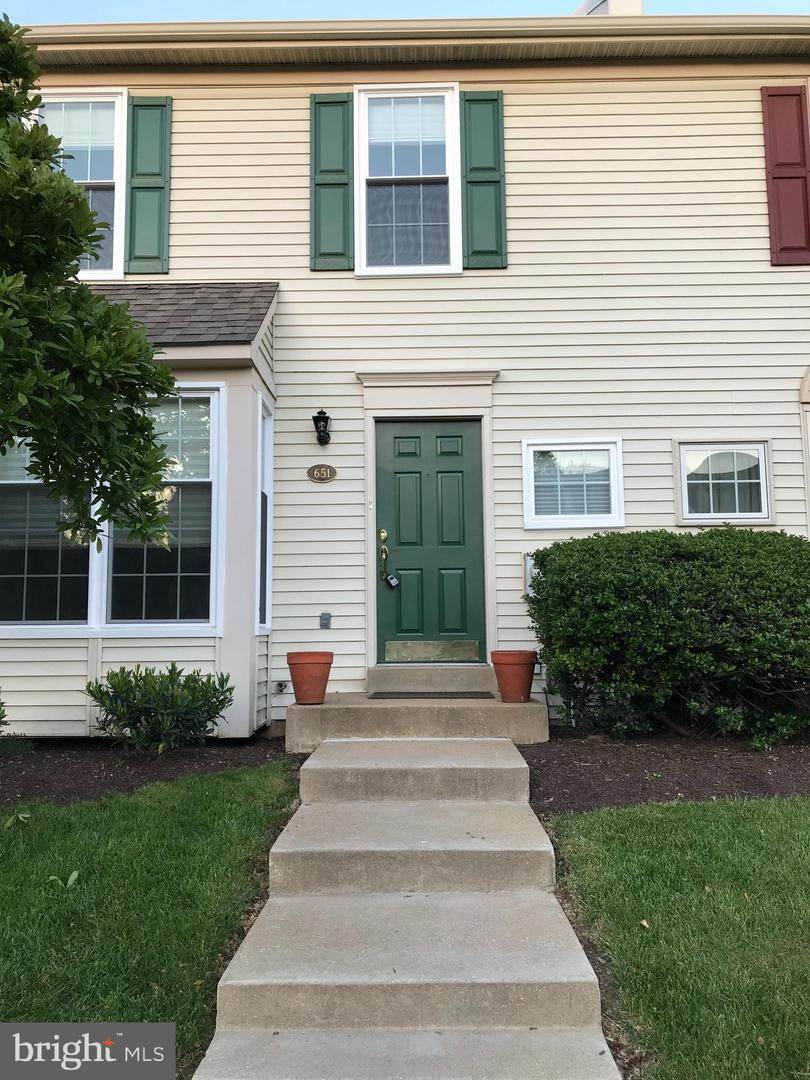 651 Metro Court - Photo 1