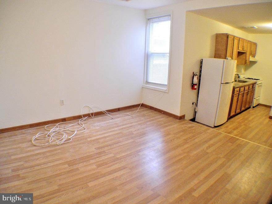 503 40TH Street - Photo 1