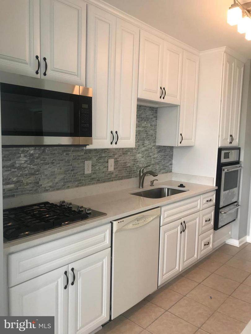 10500 Rockville Pike - Photo 1