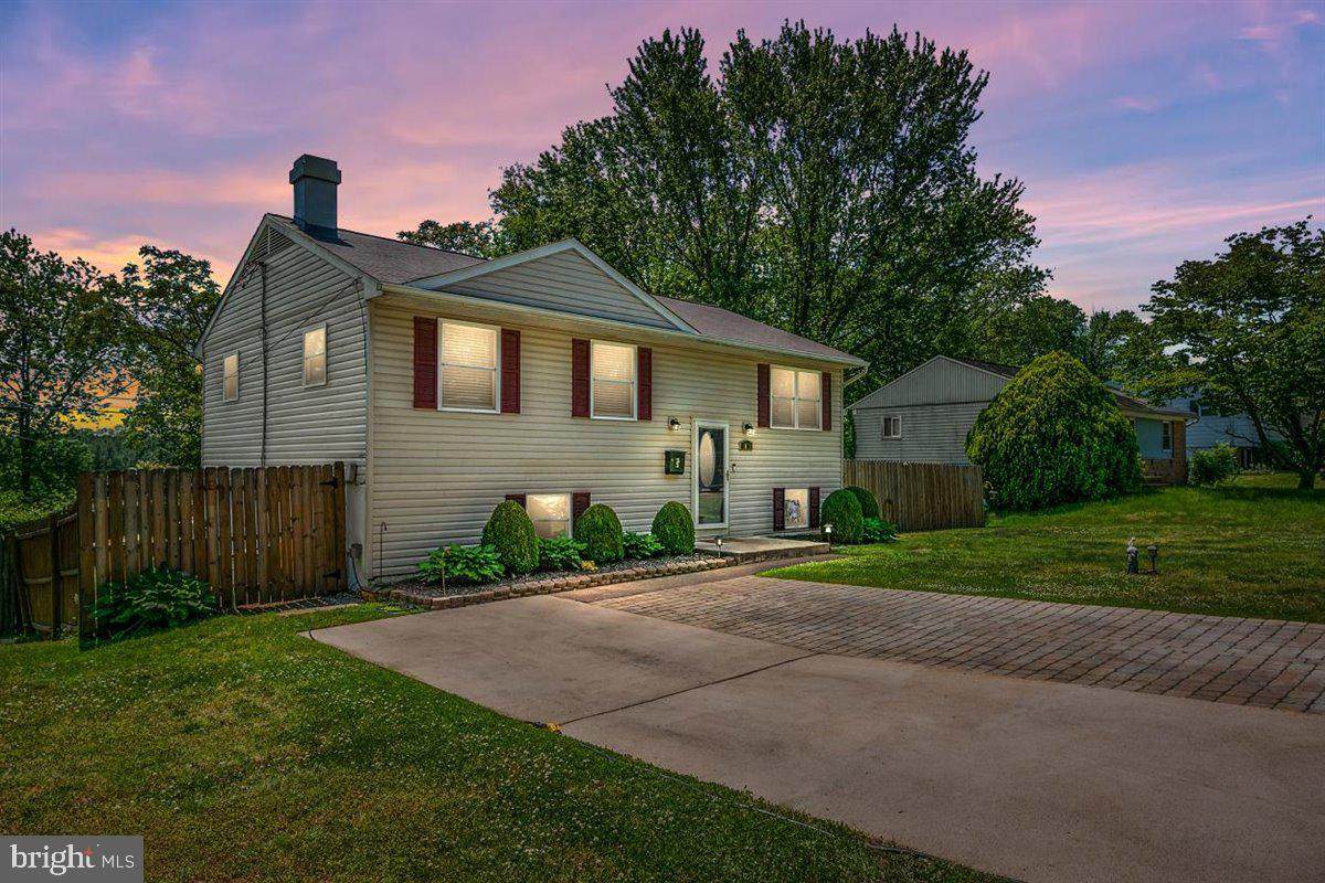 5629 Torquay Reach - Photo 1
