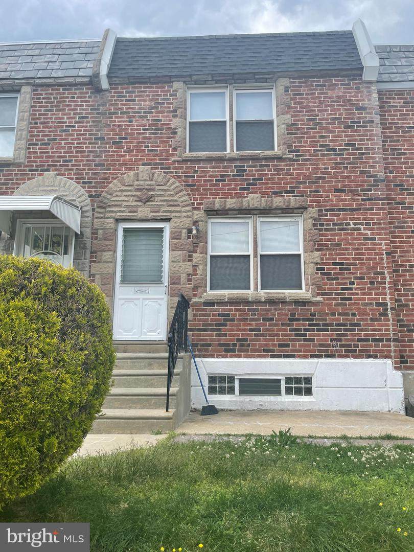 5330 Gillespie Street - Photo 1