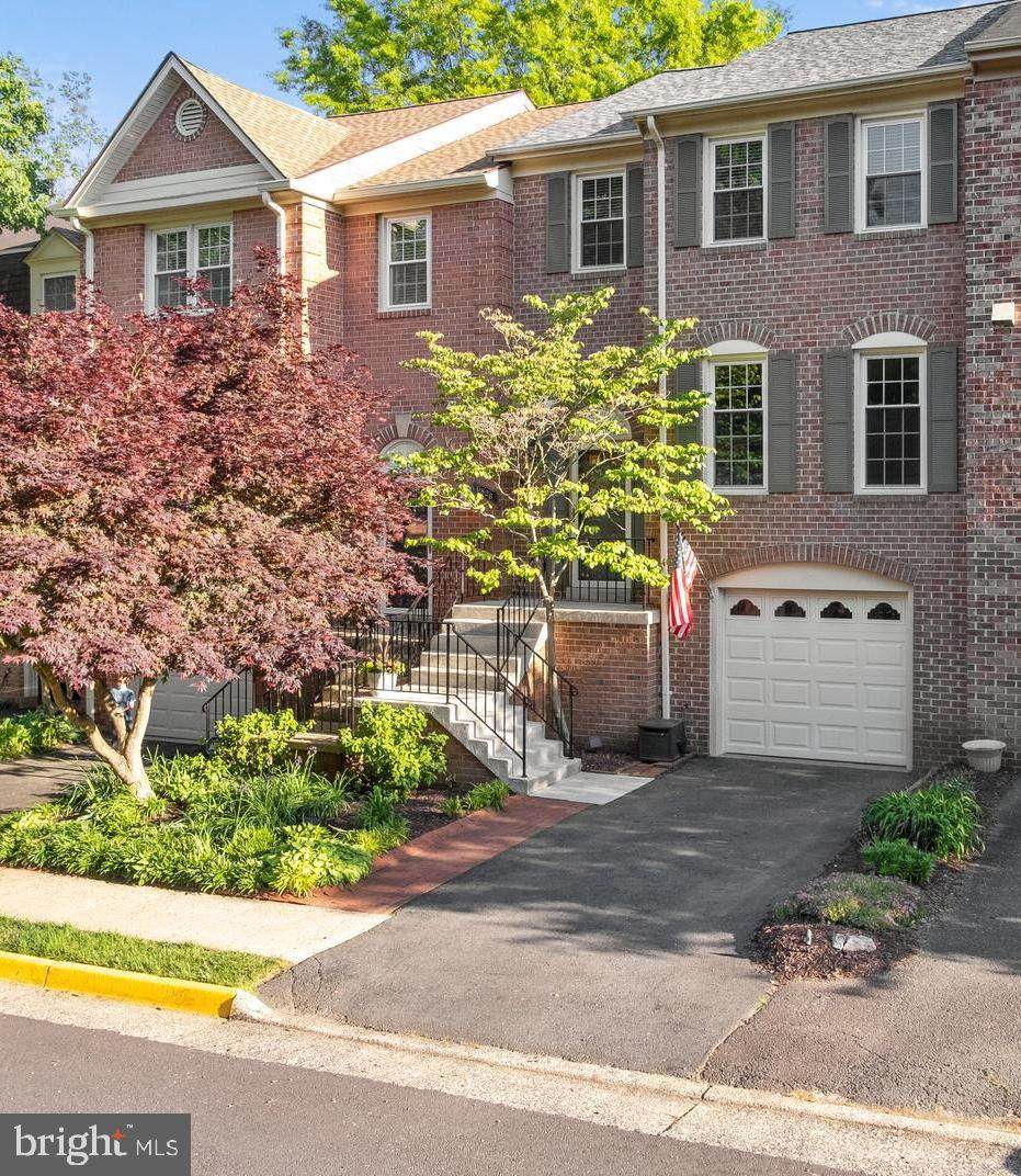 6828 Wild Rose Court - Photo 1