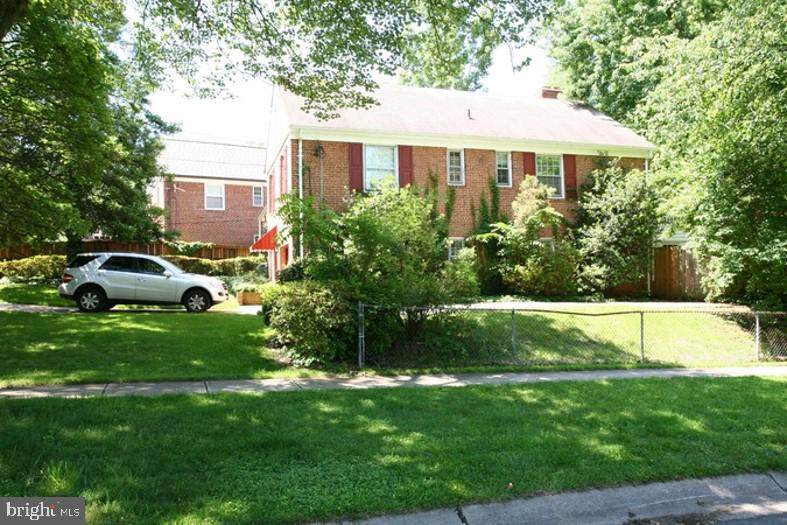 9322 Corsica Drive - Photo 1