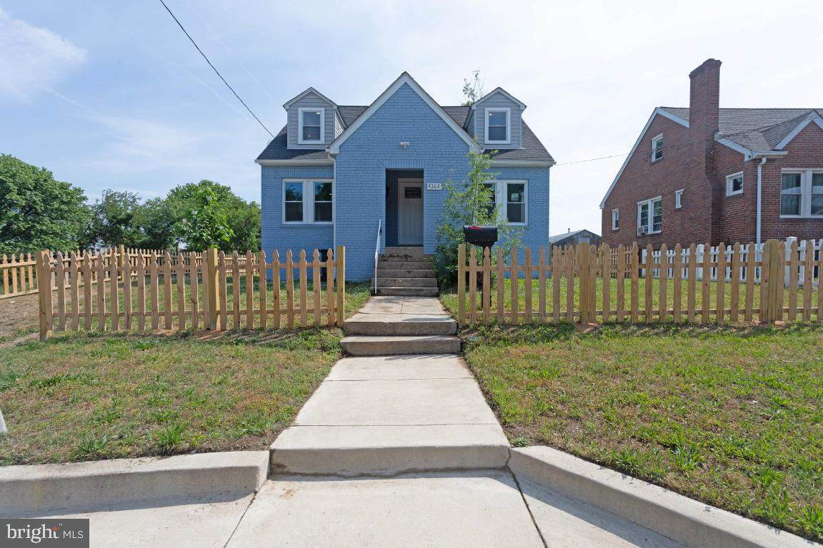 4302 Addison Road - Photo 1