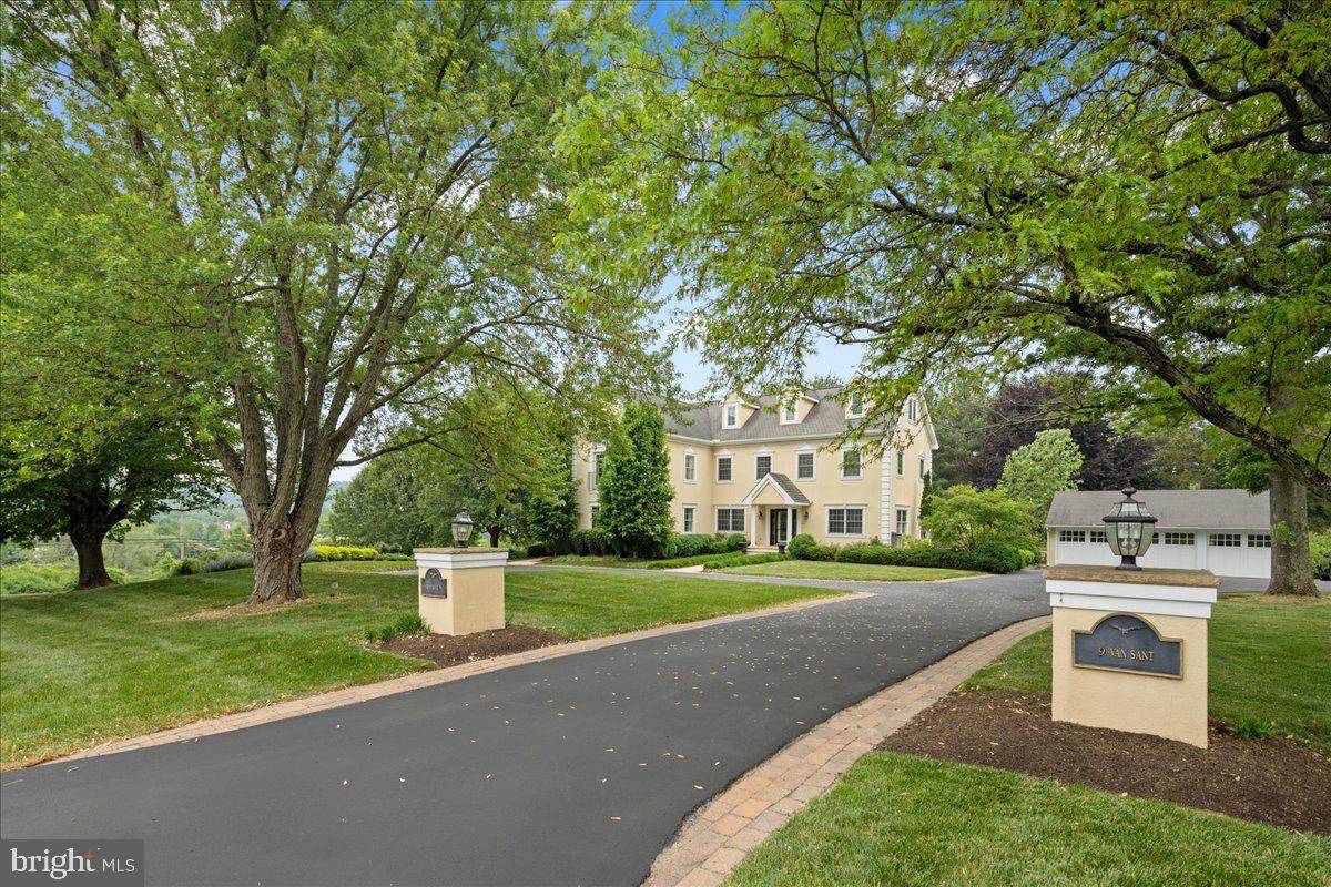 9 Van Sant Road - Photo 1