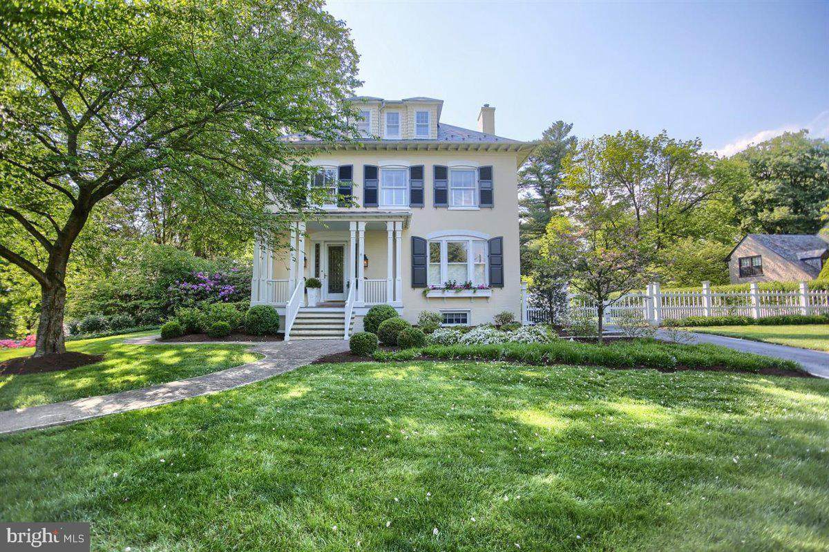 322 President Avenue - Photo 1