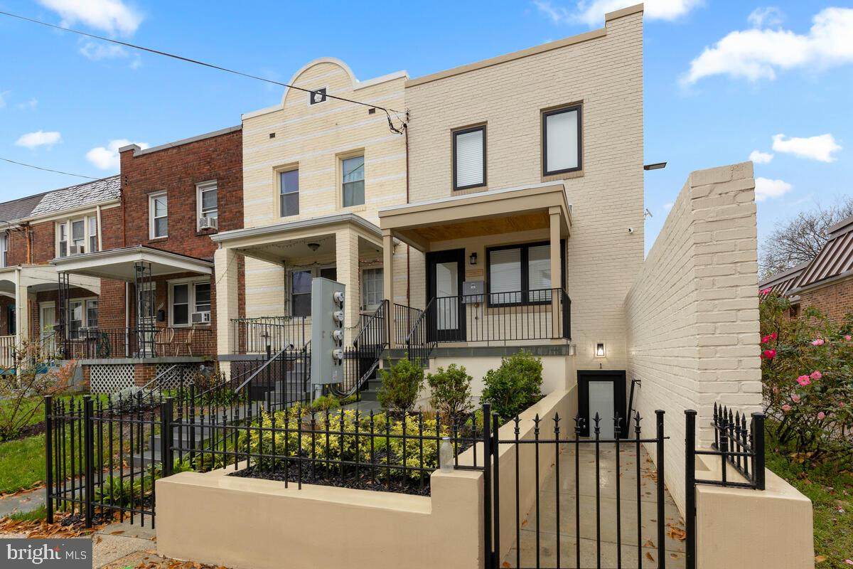 2517 Benning Road - Photo 1
