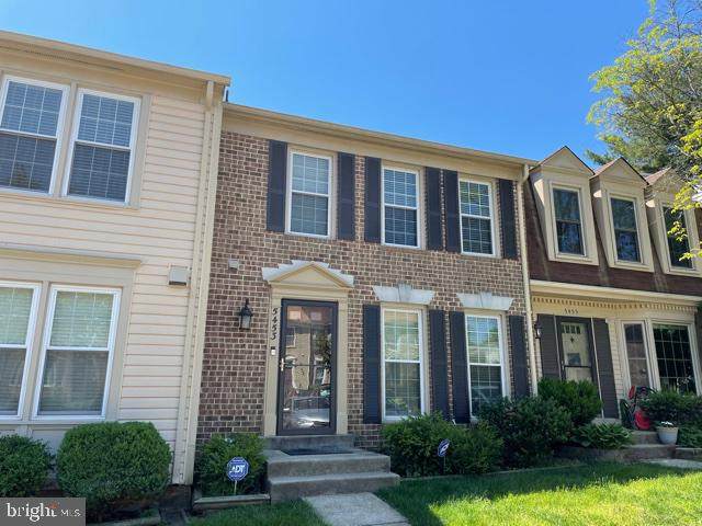 5453 New London Park Drive - Photo 1