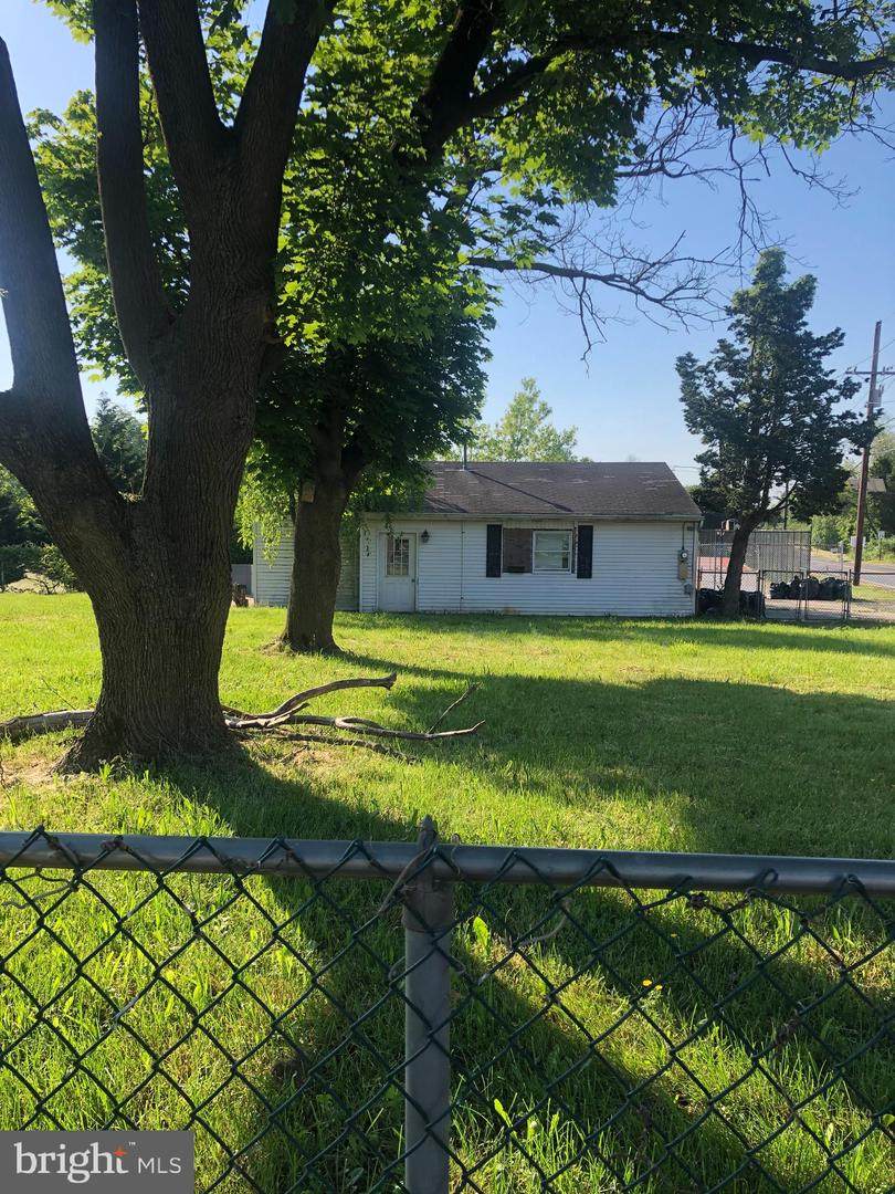 2290 Old York Road - Photo 1