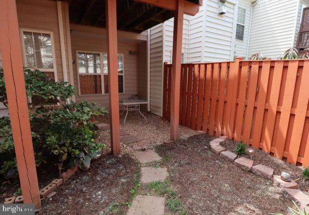 21319 Victorias Cross Terrace - Photo 1