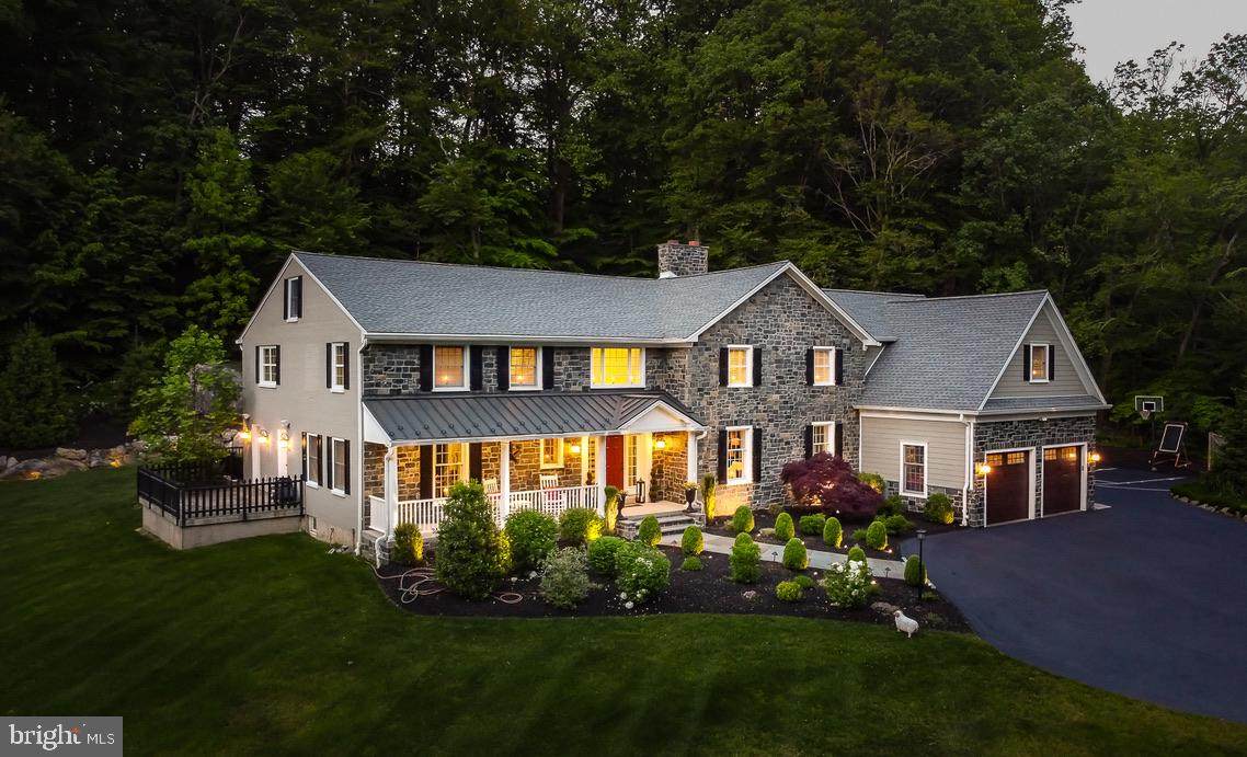 1685 Valley Road - Photo 1