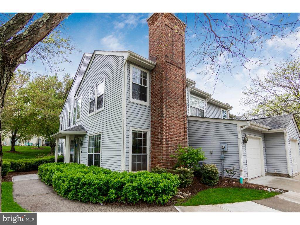 15 Heritage Boulevard - Photo 1