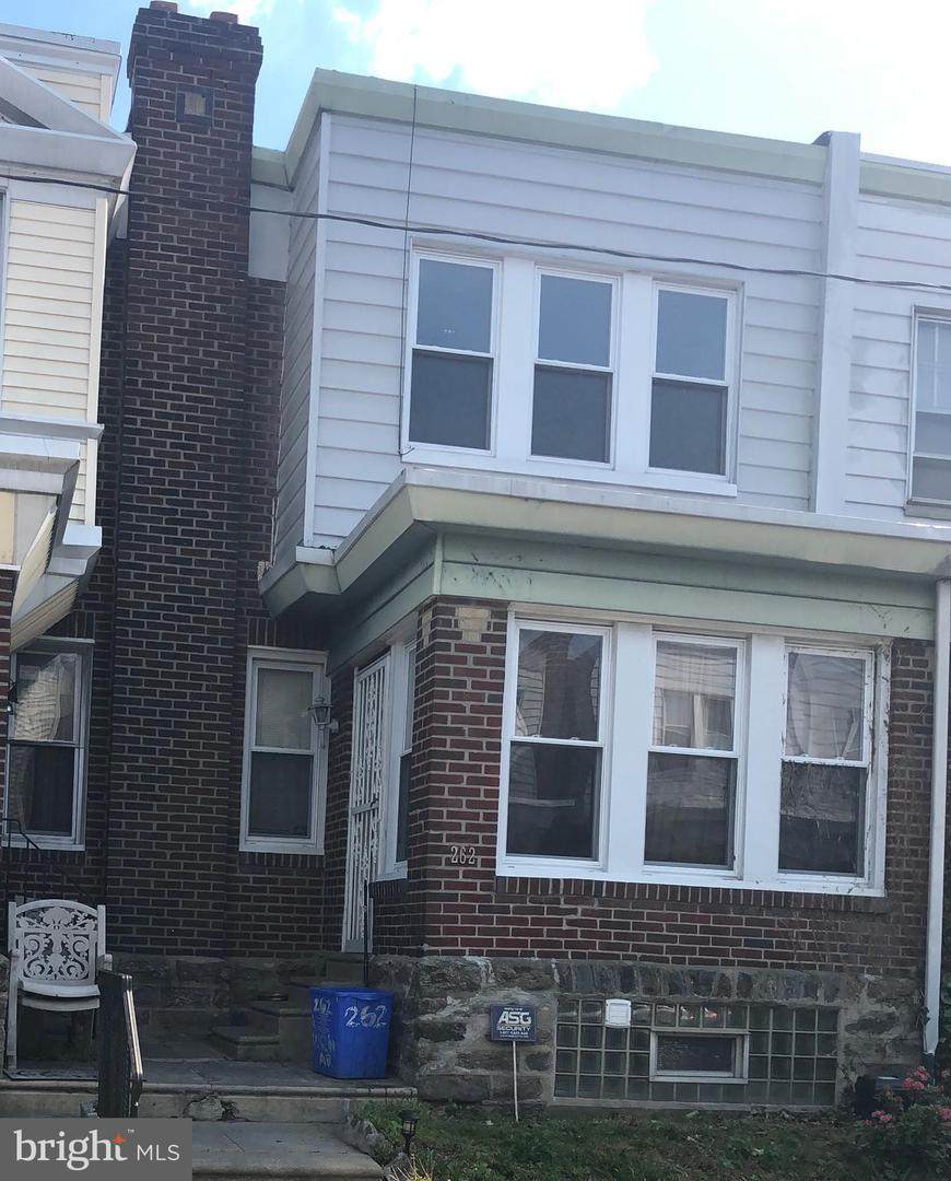 262 Rosemar Street - Photo 1