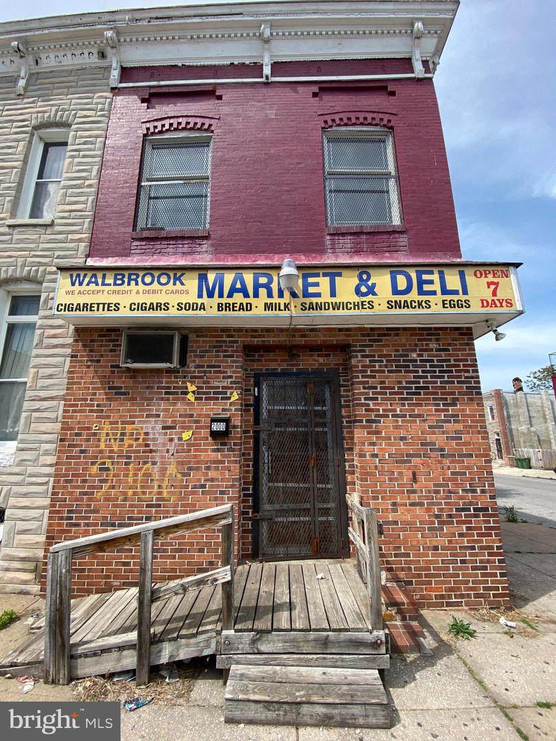 2000 Walbrook Avenue - Photo 1