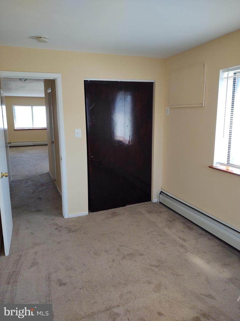 219-219A Glenside Avenue - Photo 1