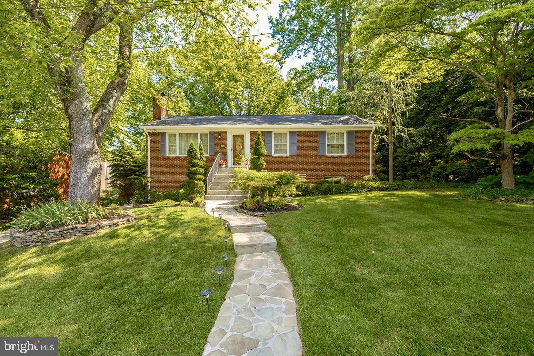 381 Holmes Drive - Photo 1