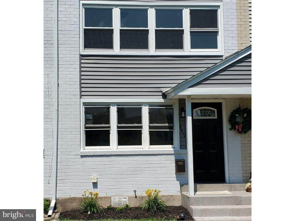 849 Wedgewood Drive - Photo 1